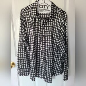 Black and White Houndstooth Blouse